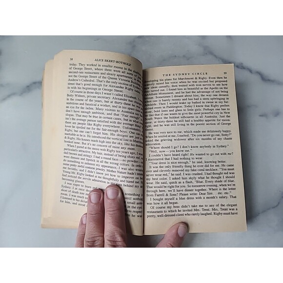 The Sydney Circle By Alice Ekert-Rotholz Paperback - Picture 6 of 10